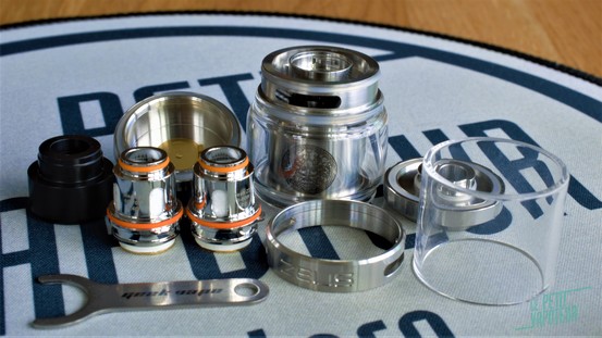 avis-zeus-sub-ohm-tank-blog-le-petit-vapoteur